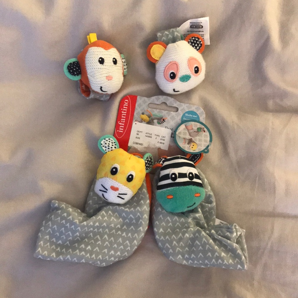 Infantino wrist and foot rattle toy